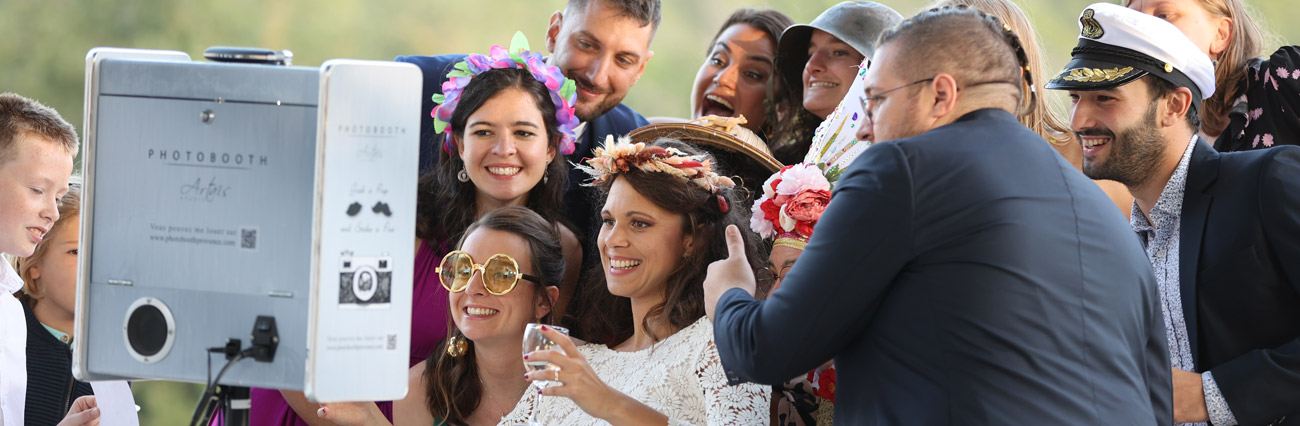 location de photobooth marseille pour toutes les occasions : mariage, anniversaires...